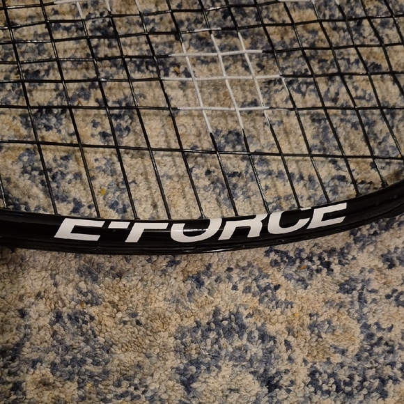 E-Force Brawl Racketball Racket. - Picture 2 of 6